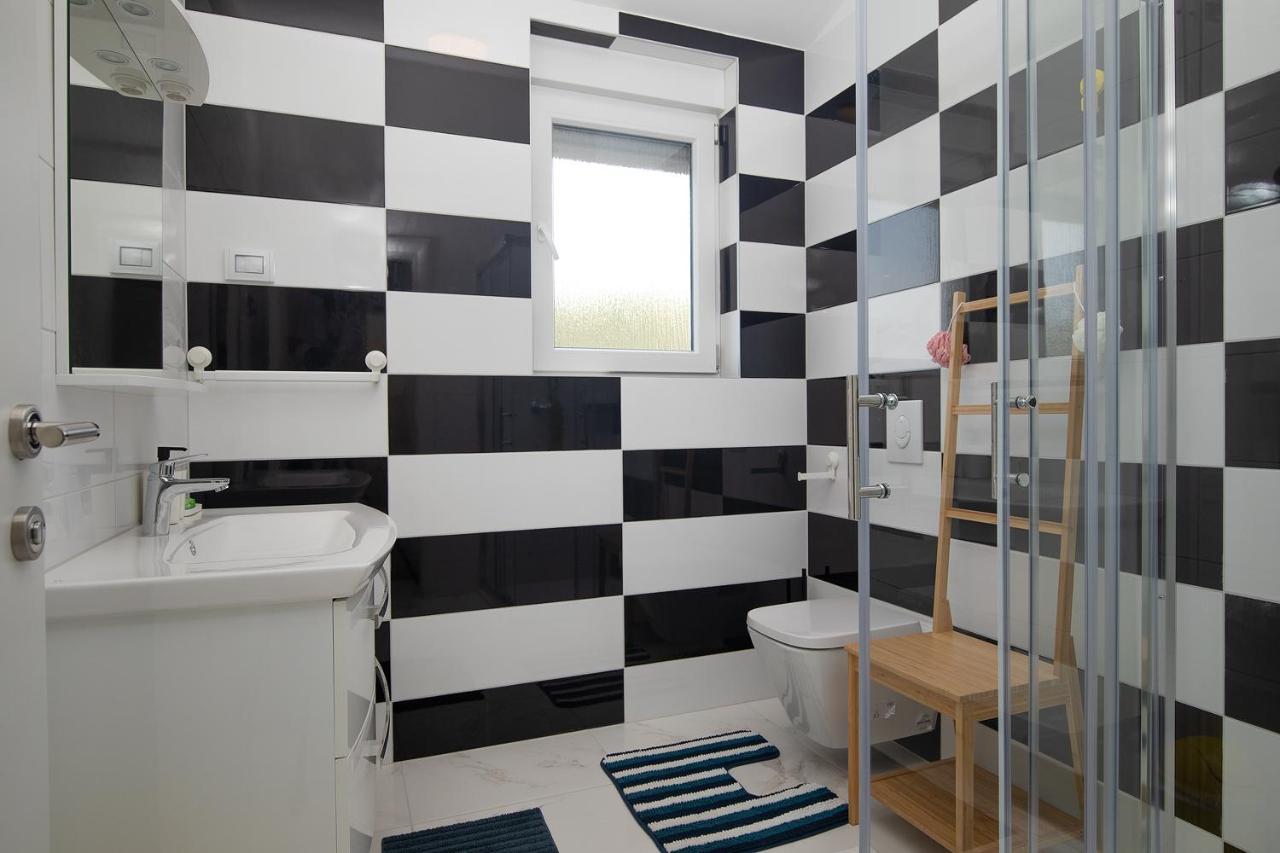 מדולין Apartments Jan&Enzo מראה חיצוני תמונה