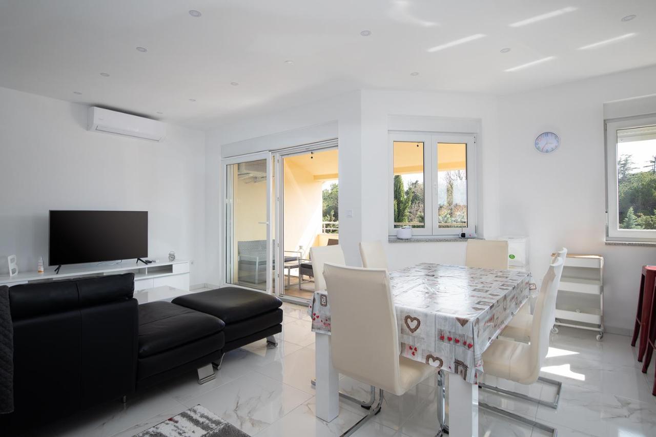 מדולין Apartments Jan&Enzo מראה חיצוני תמונה